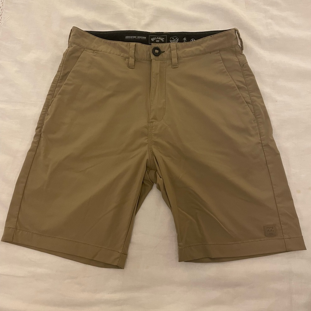 NWOT Billabong surf shorts